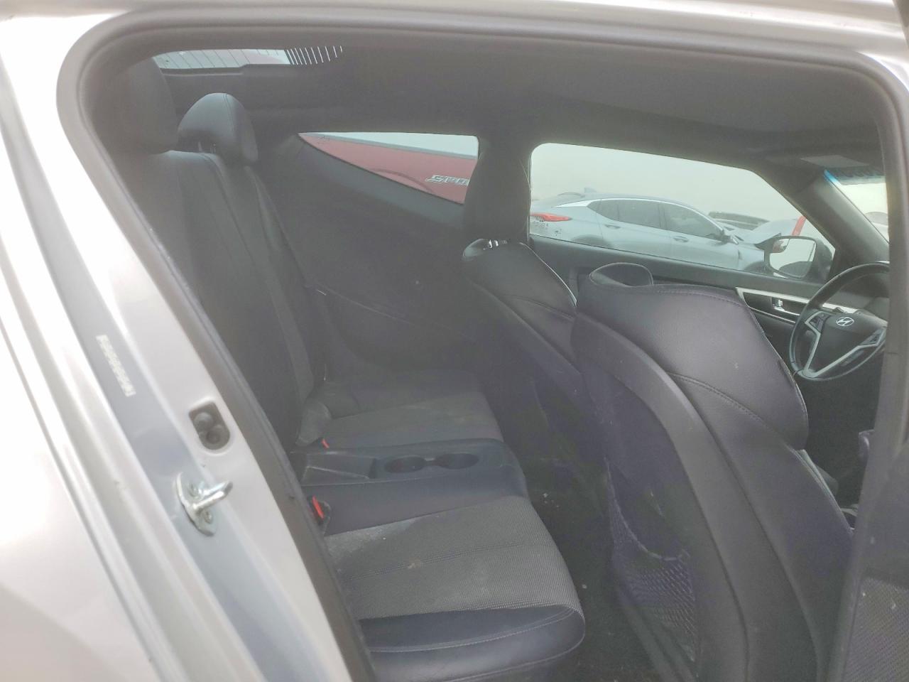 2016 HYUNDAI VELOSTER