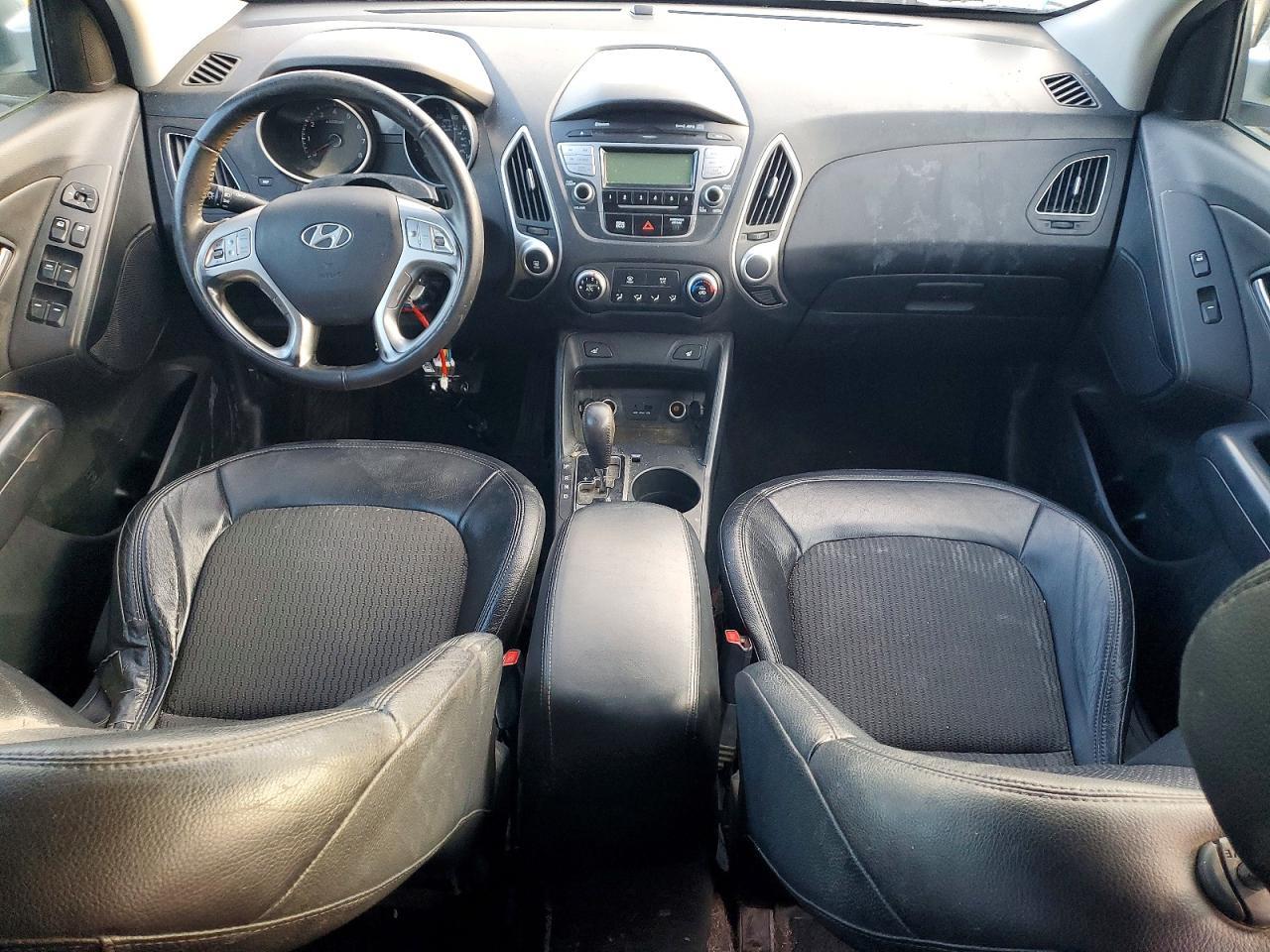 2012 HYUNDAI TUCSON