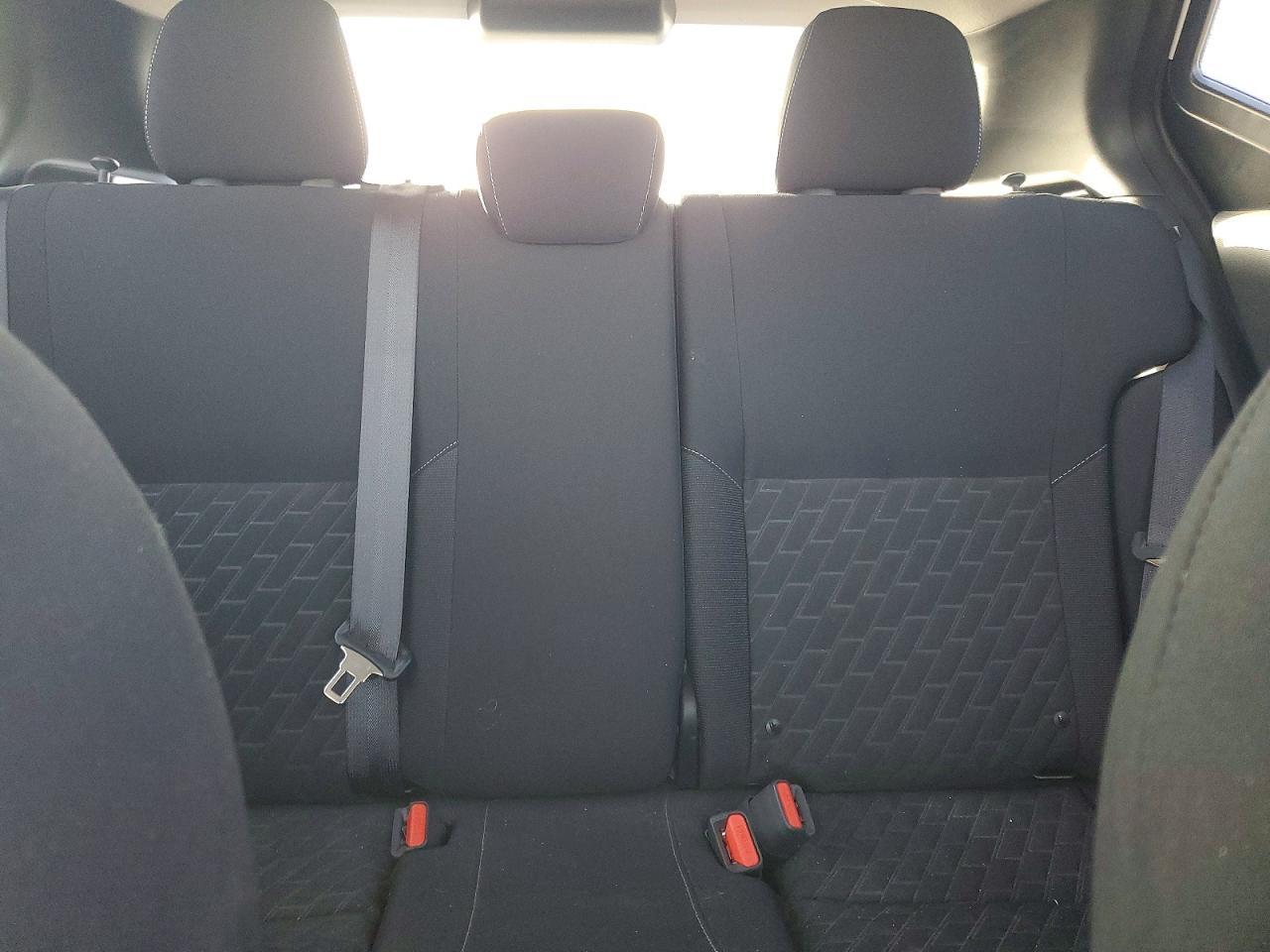 2023 NISSAN KICKS