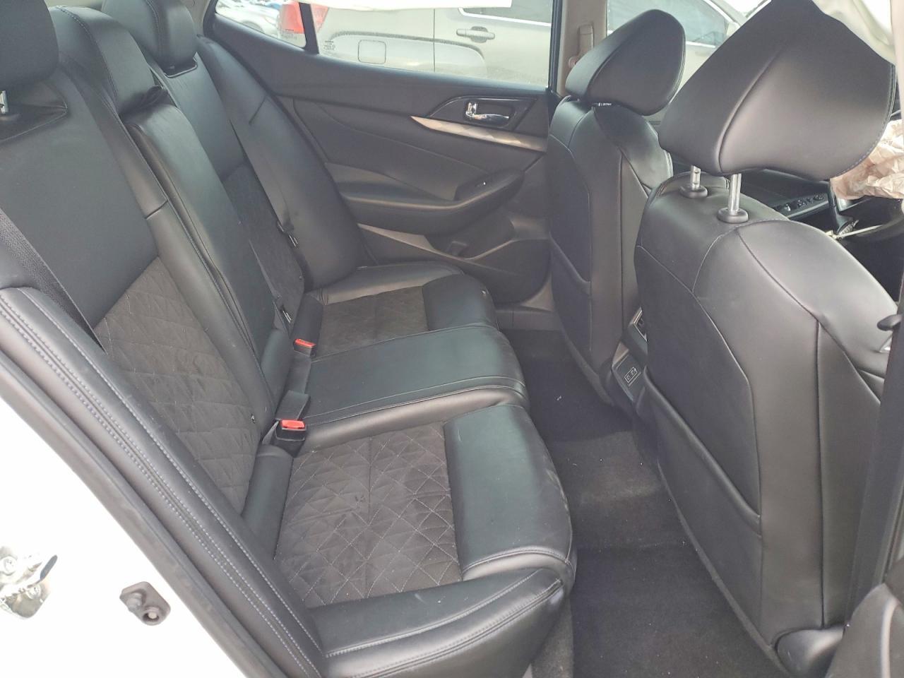 2018 NISSAN Maxima