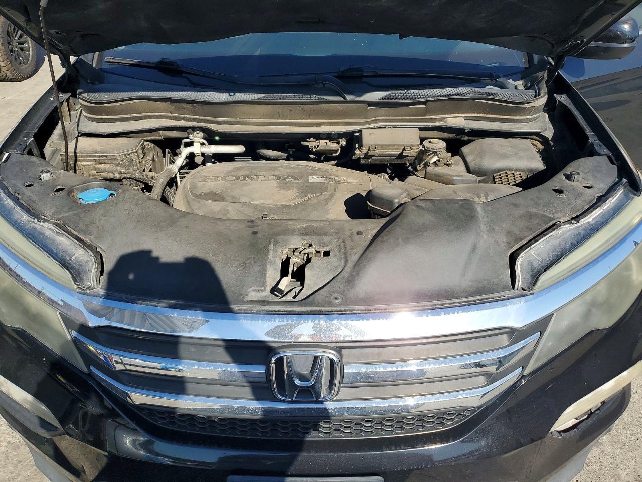 2016 HONDA PILOT