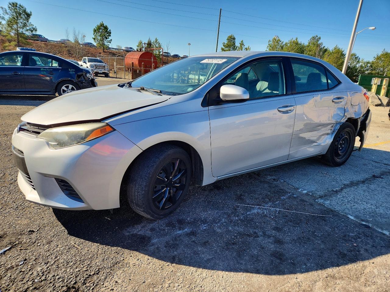 2016 TOYOTA COROLLA