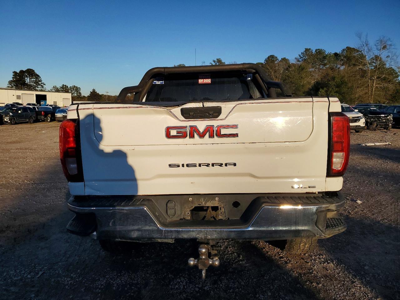 2023 GMC Sierra