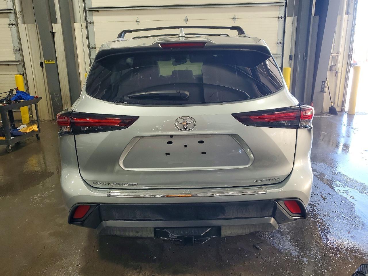 2024 TOYOTA HIGHLANDER