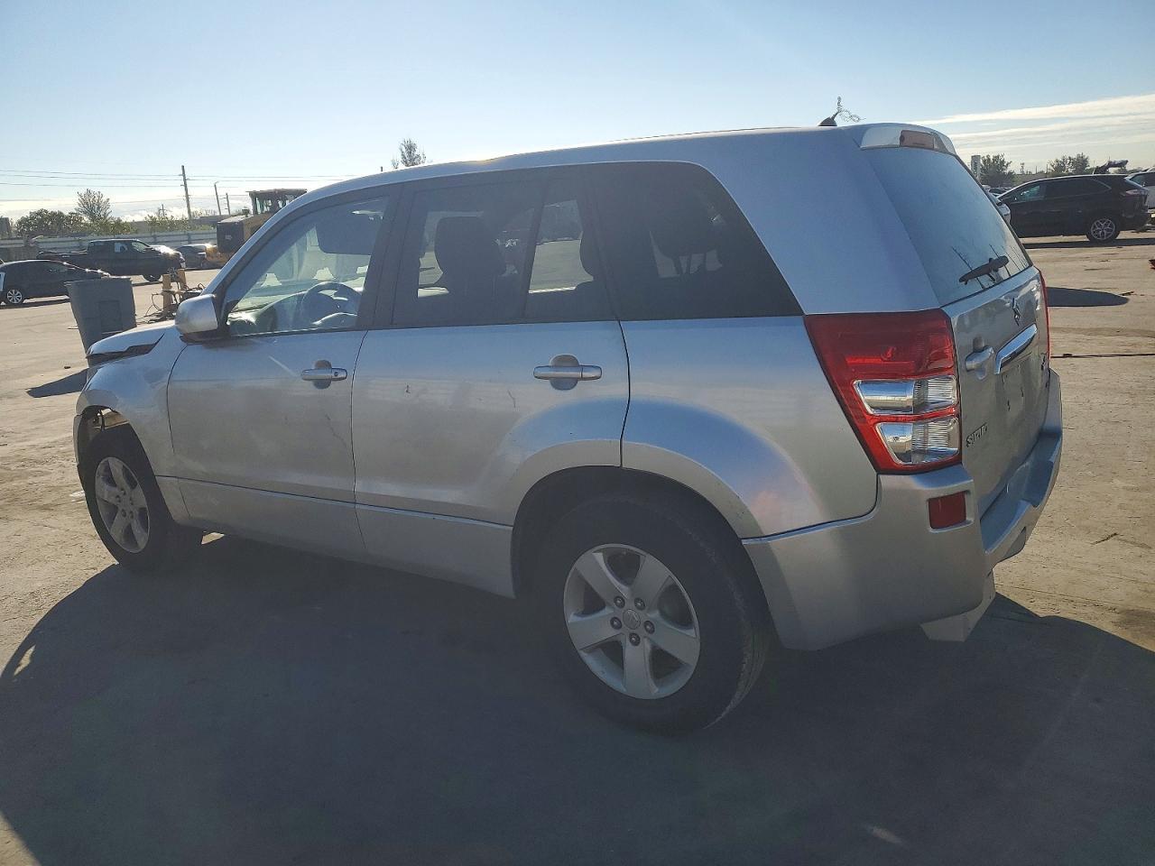 2012 SUZUKI Grand Vitara