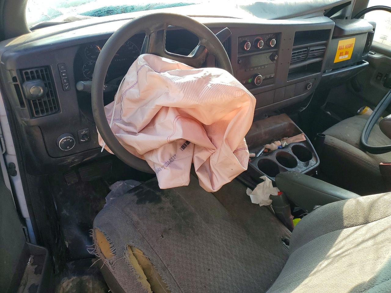 2013 CHEVROLET EXPRESS 2500