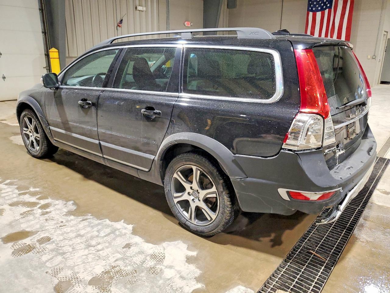 2014 VOLVO XC70