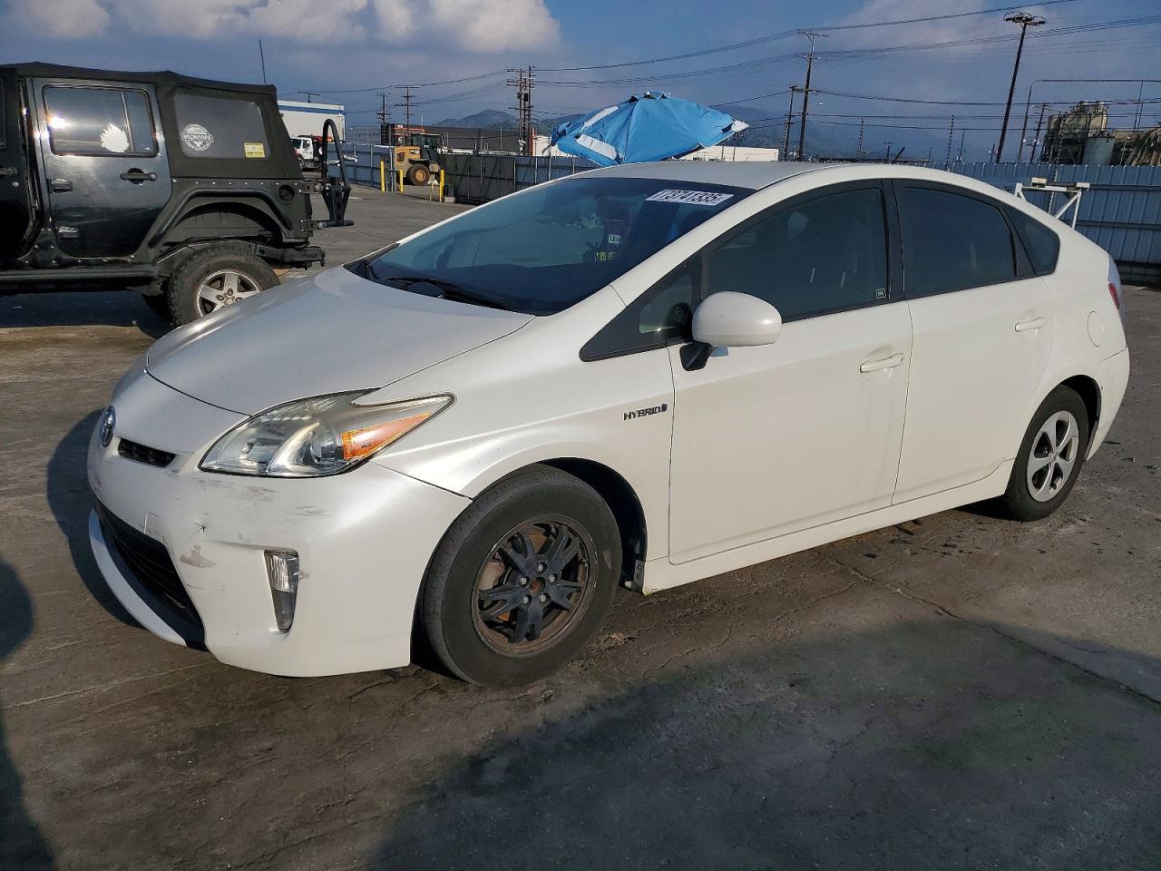 2015 TOYOTA PRIUS