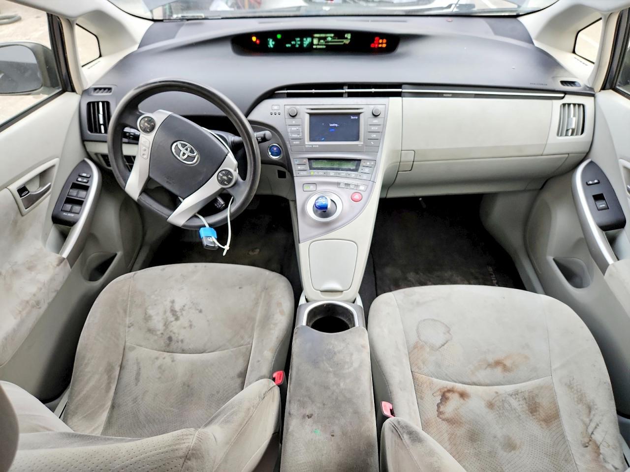 2013 TOYOTA PRIUS
