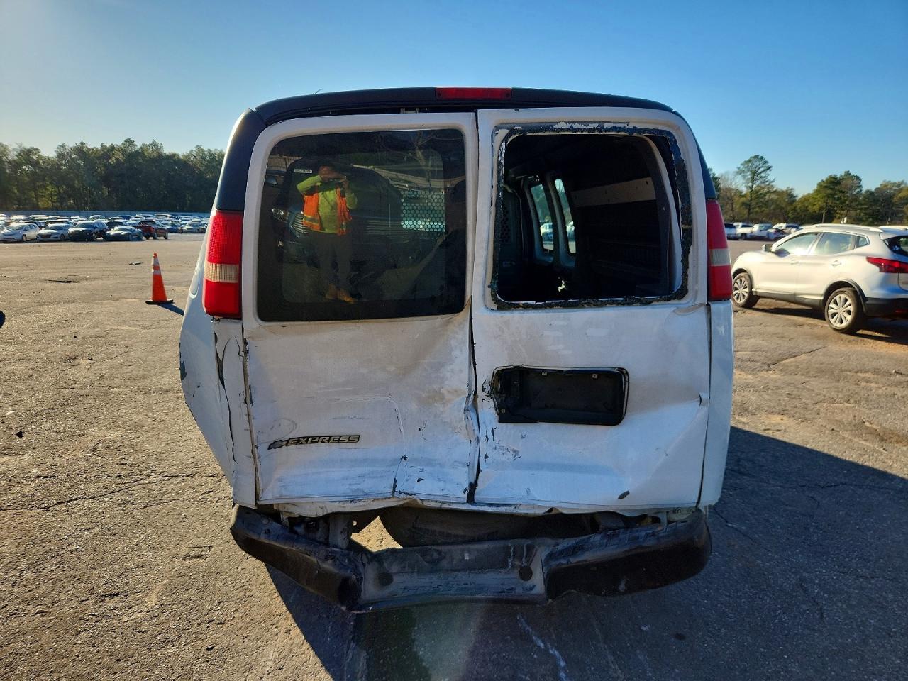 2010 CHEVROLET Express 1500