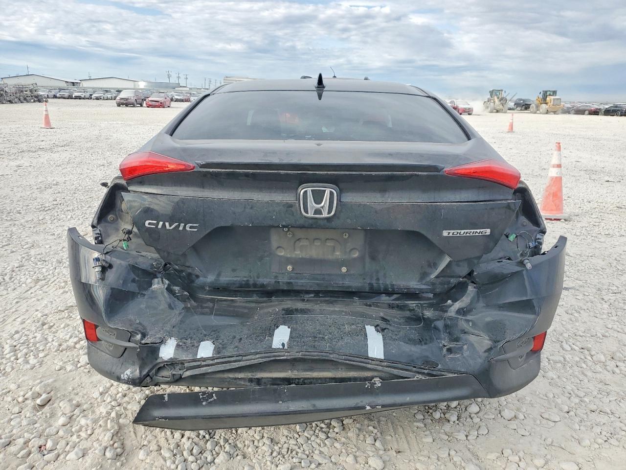 2016 HONDA CIVIC