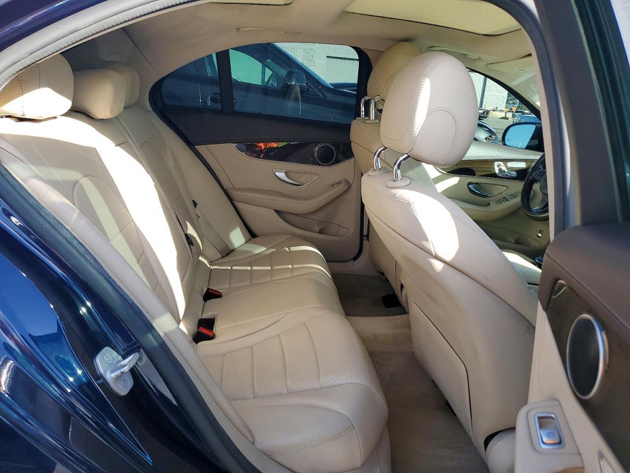 2016 MERCEDES-BENZ C-CLASS
