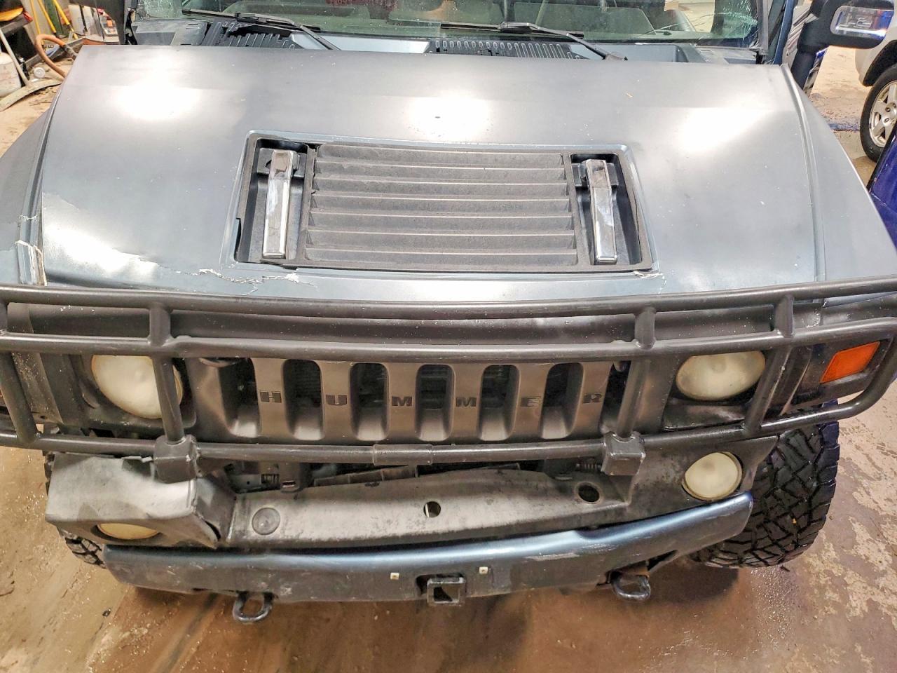 2005 HUMMER H2
