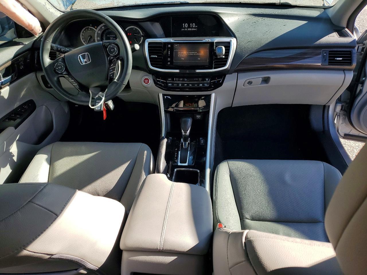 2017 HONDA ACCORD