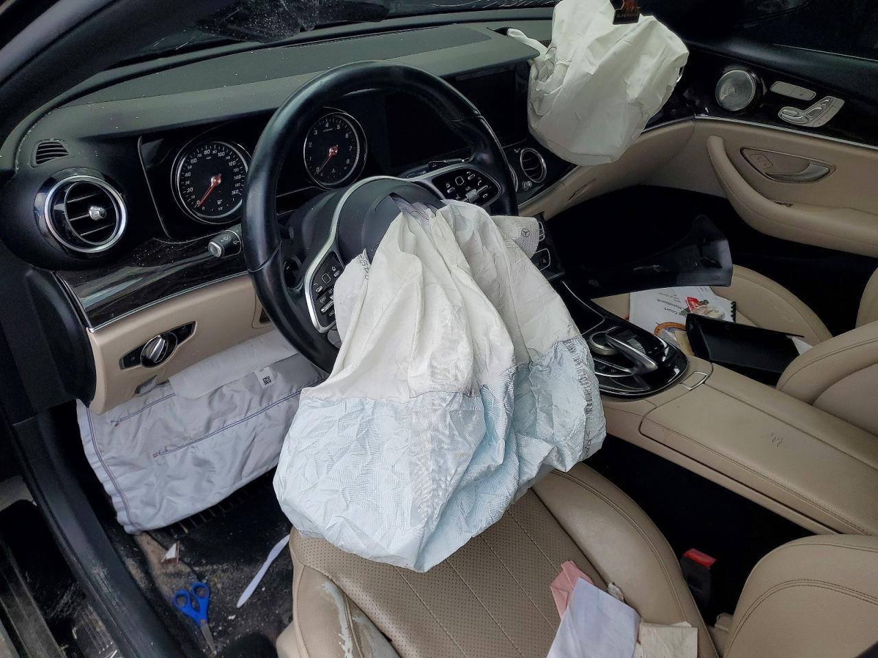 2019 MERCEDES-BENZ E-Class
