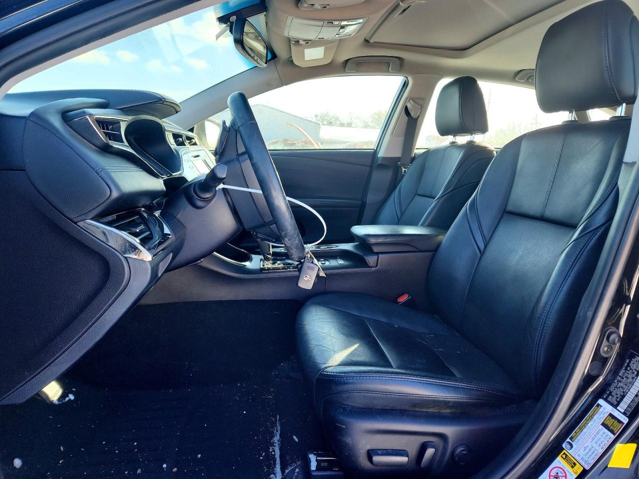 2015 TOYOTA Avalon