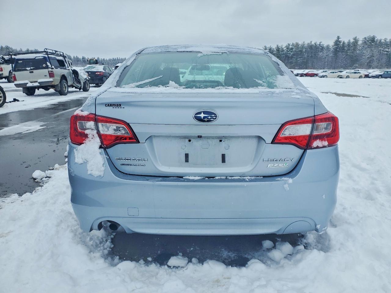 2016 SUBARU Legacy