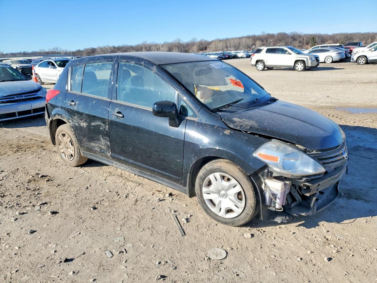 2011 NISSAN VERSA