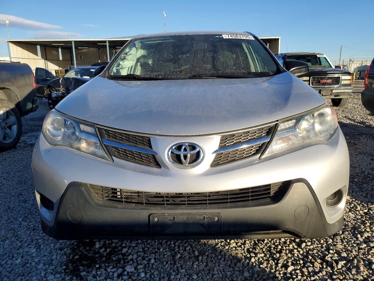 2015 TOYOTA RAV4
