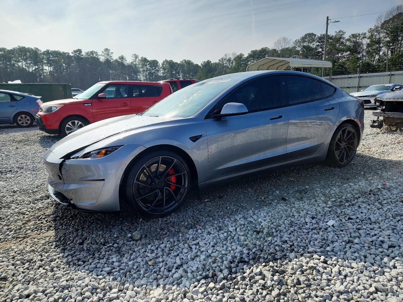 2024 TESLA MODEL 3