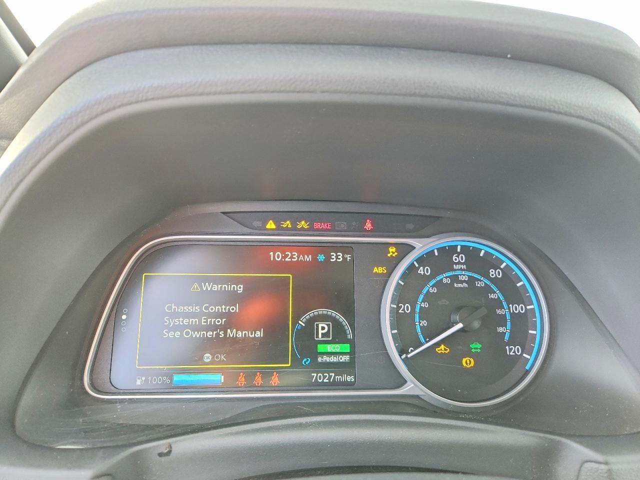 2025 NISSAN LEAF