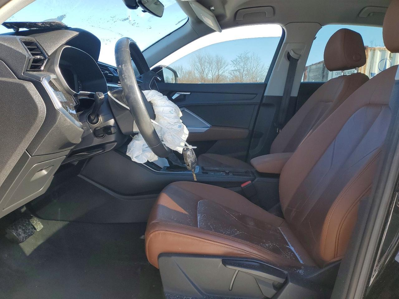 2023 AUDI Q3