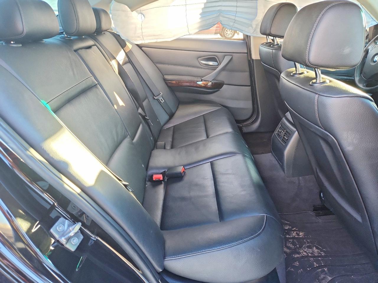 2011 BMW 3 SERIES