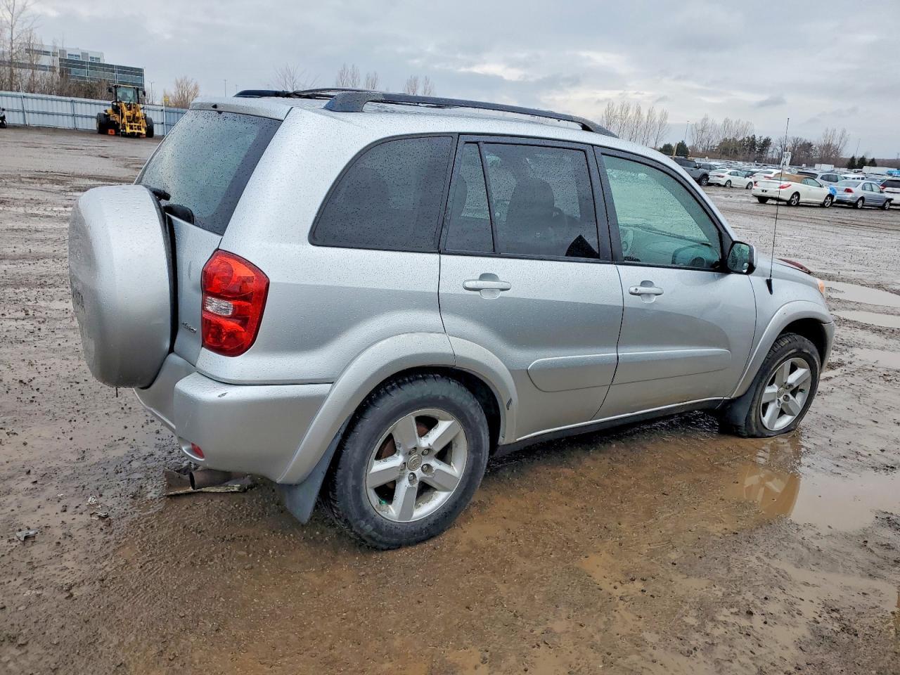 2004 TOYOTA RAV4