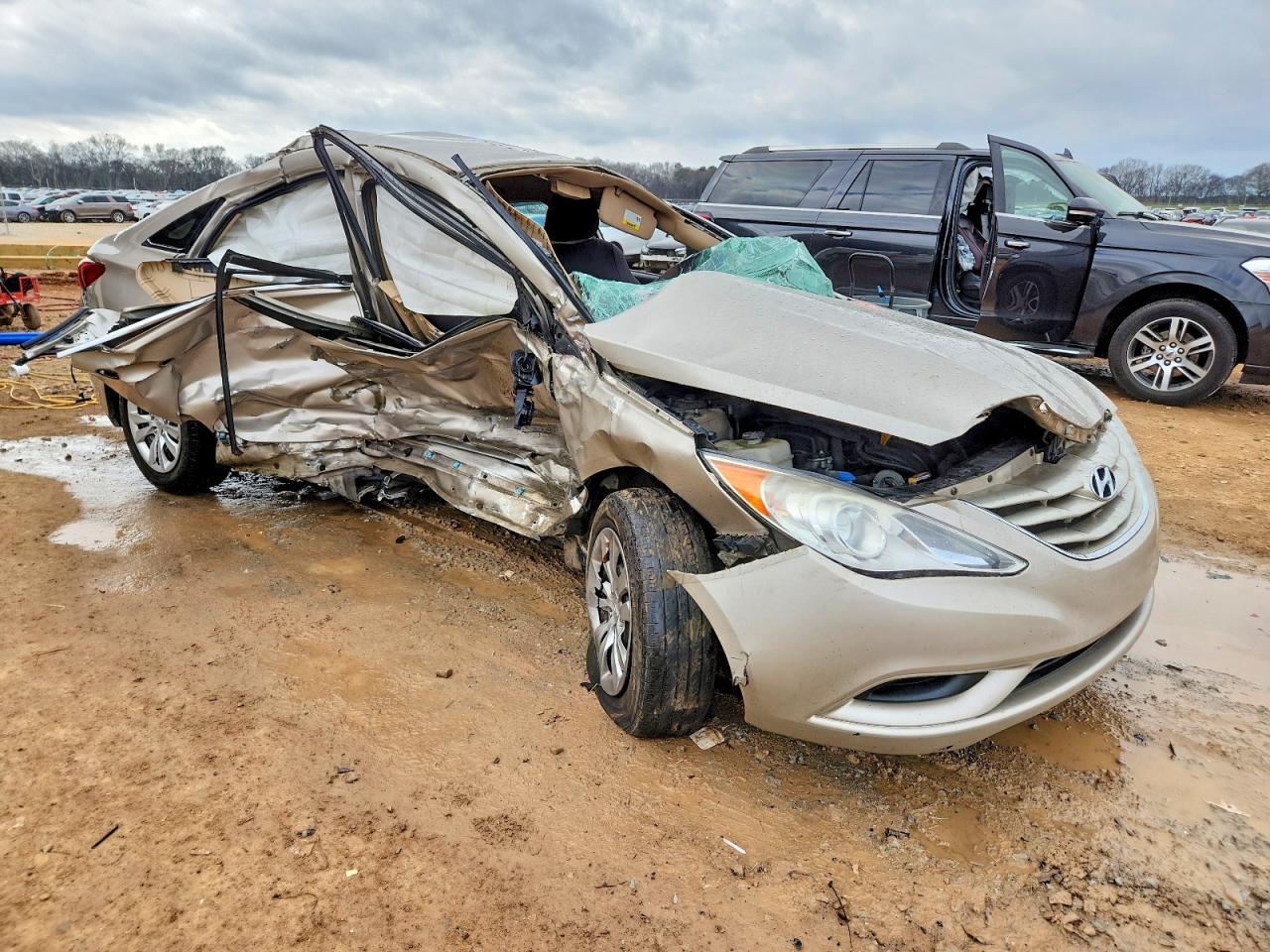 2011 HYUNDAI SONATA