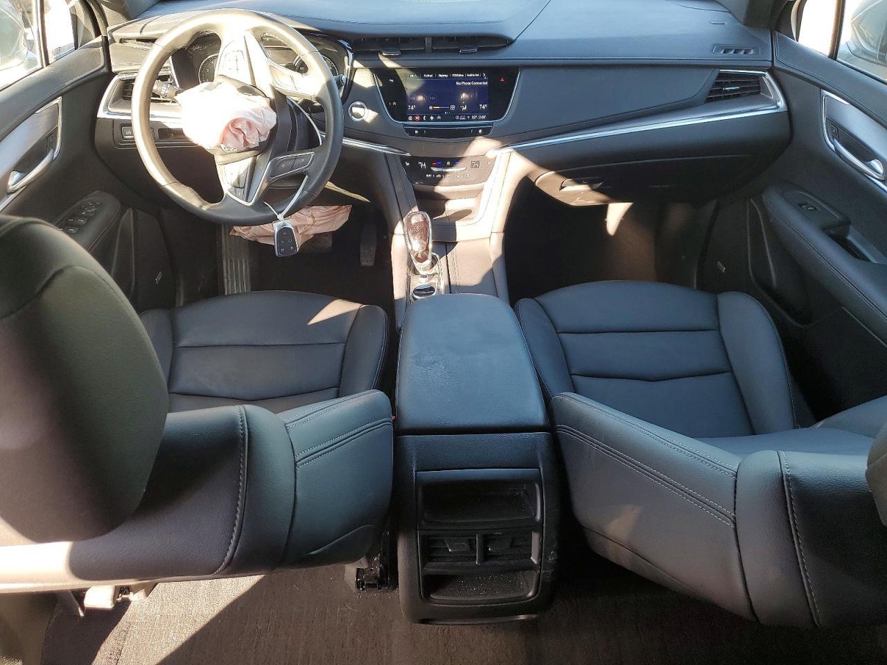 2025 CADILLAC XT5