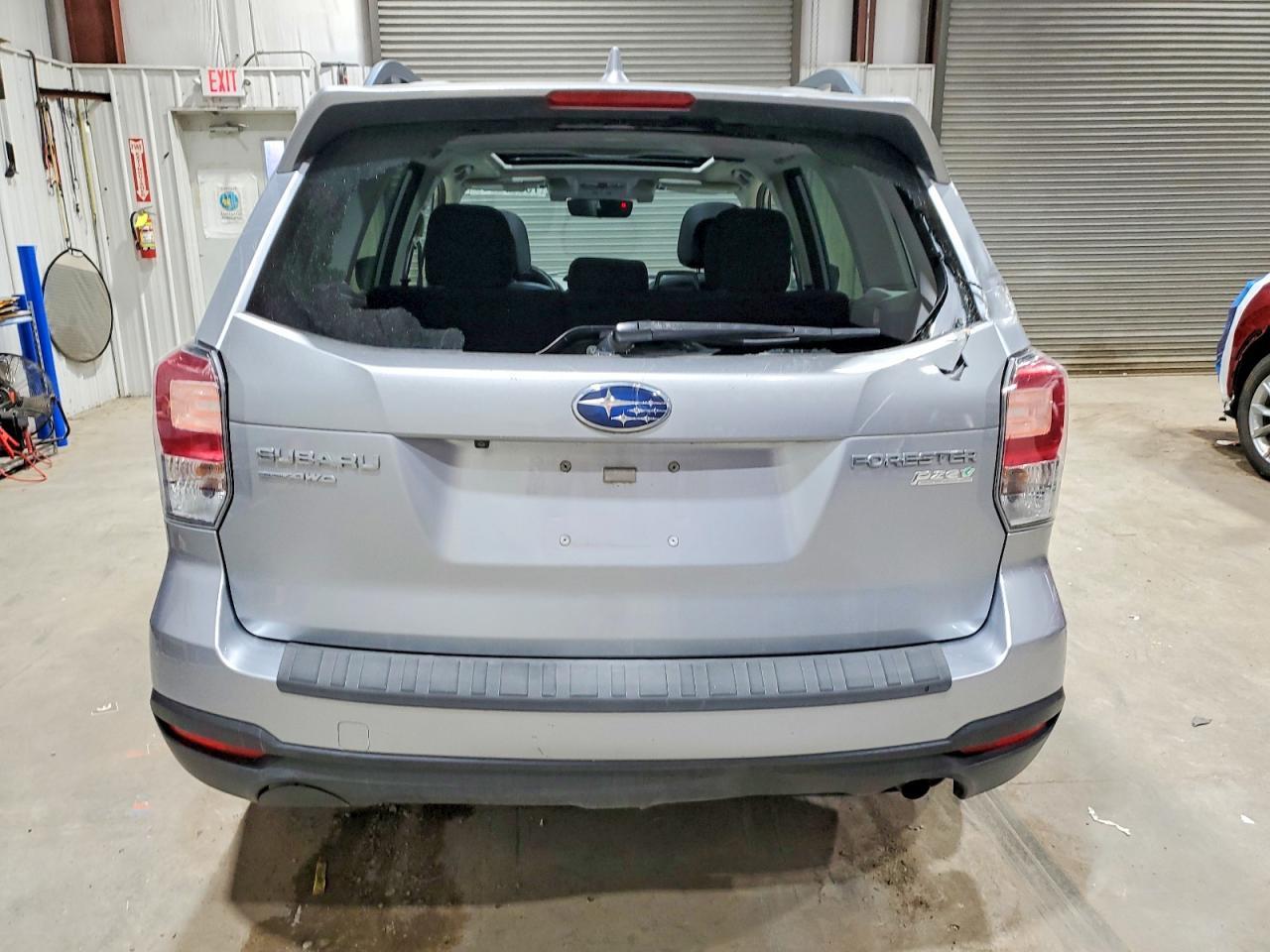 2017 SUBARU FORESTER