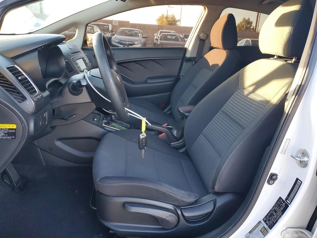 2017 KIA FORTE