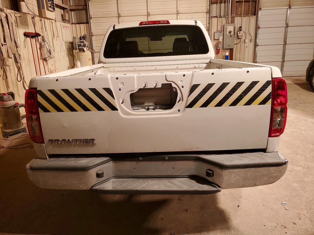 2015 NISSAN Frontier