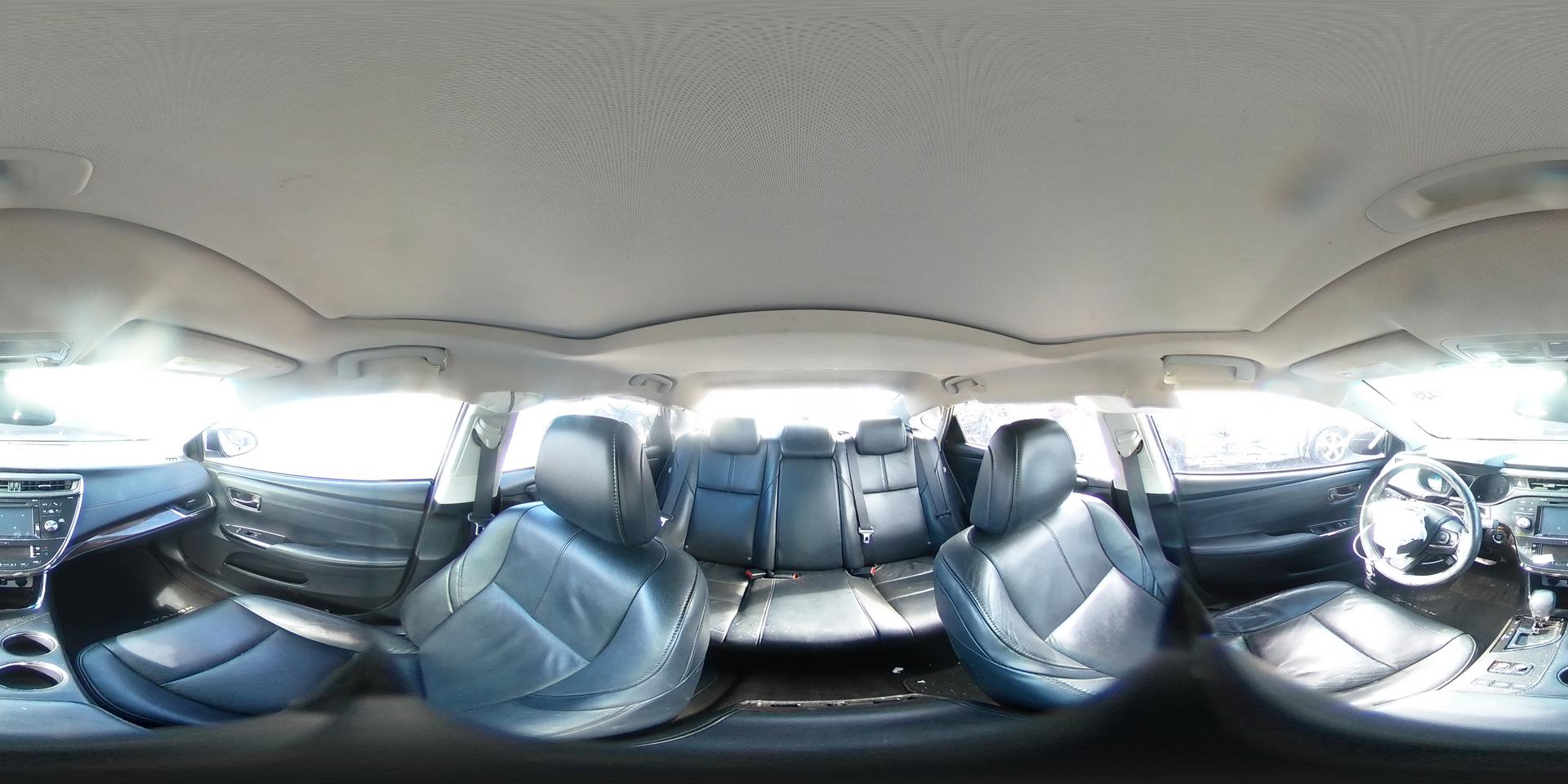 2015 TOYOTA Avalon