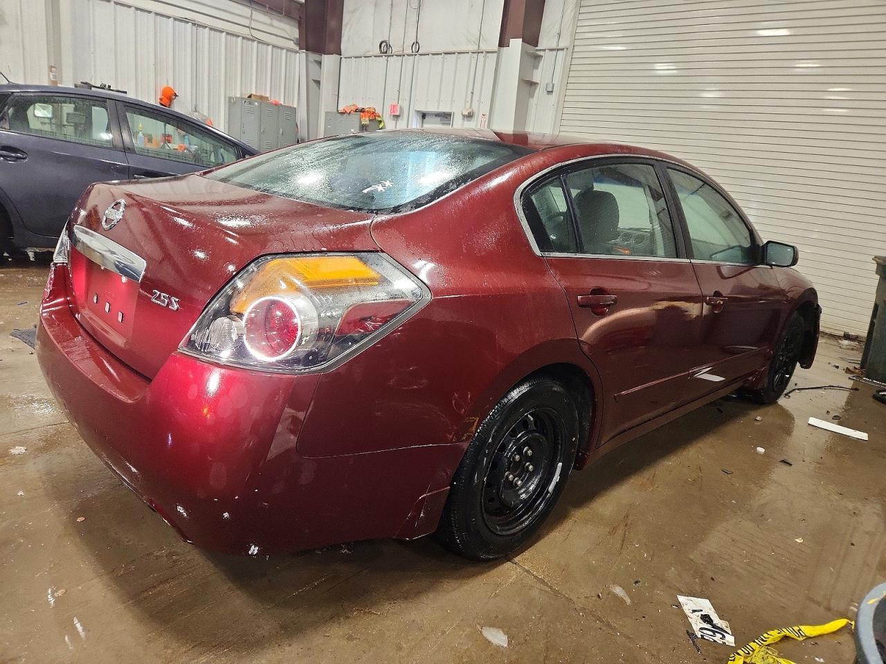 2010 NISSAN ALTIMA