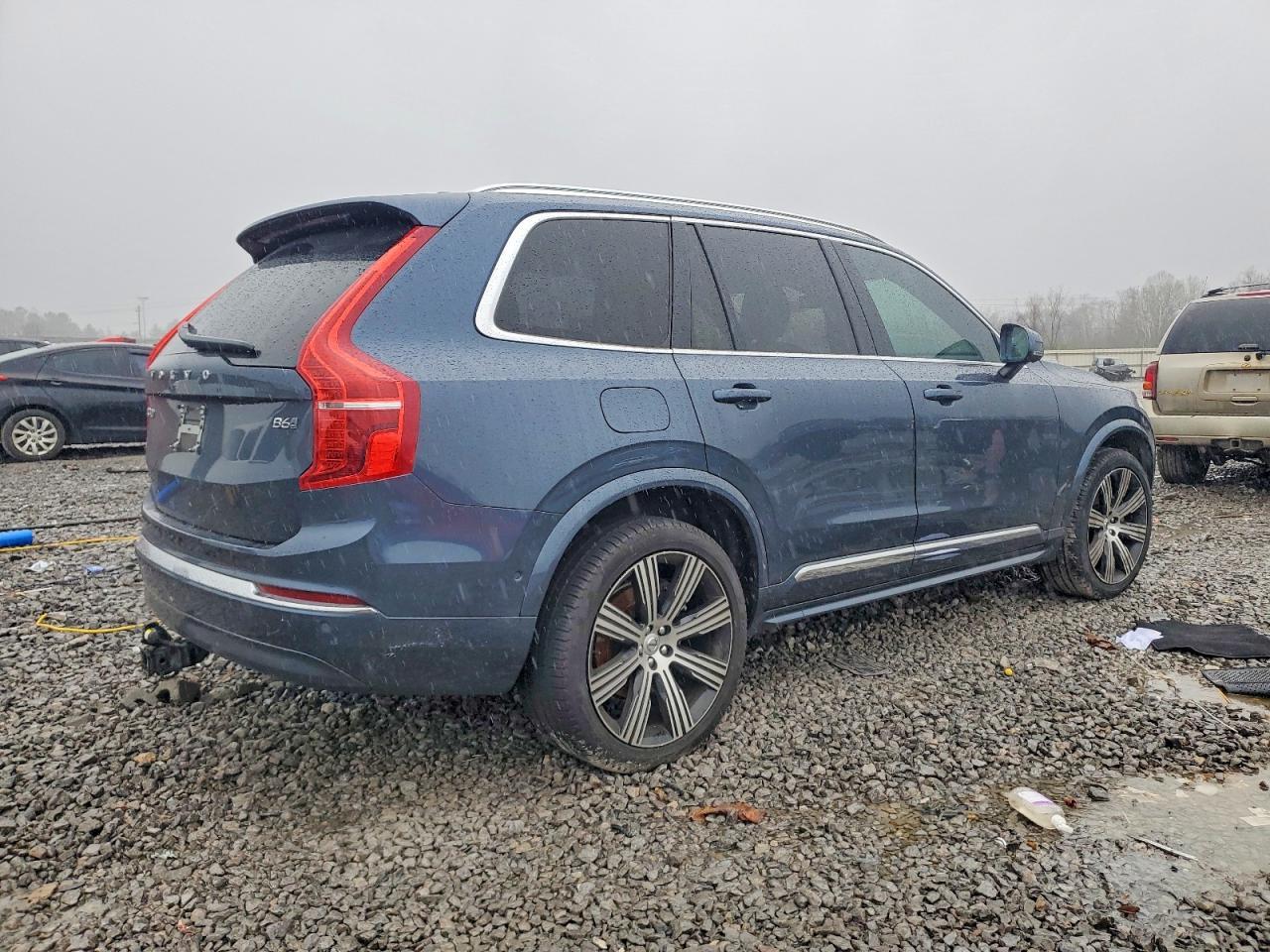 2024 VOLVO XC90