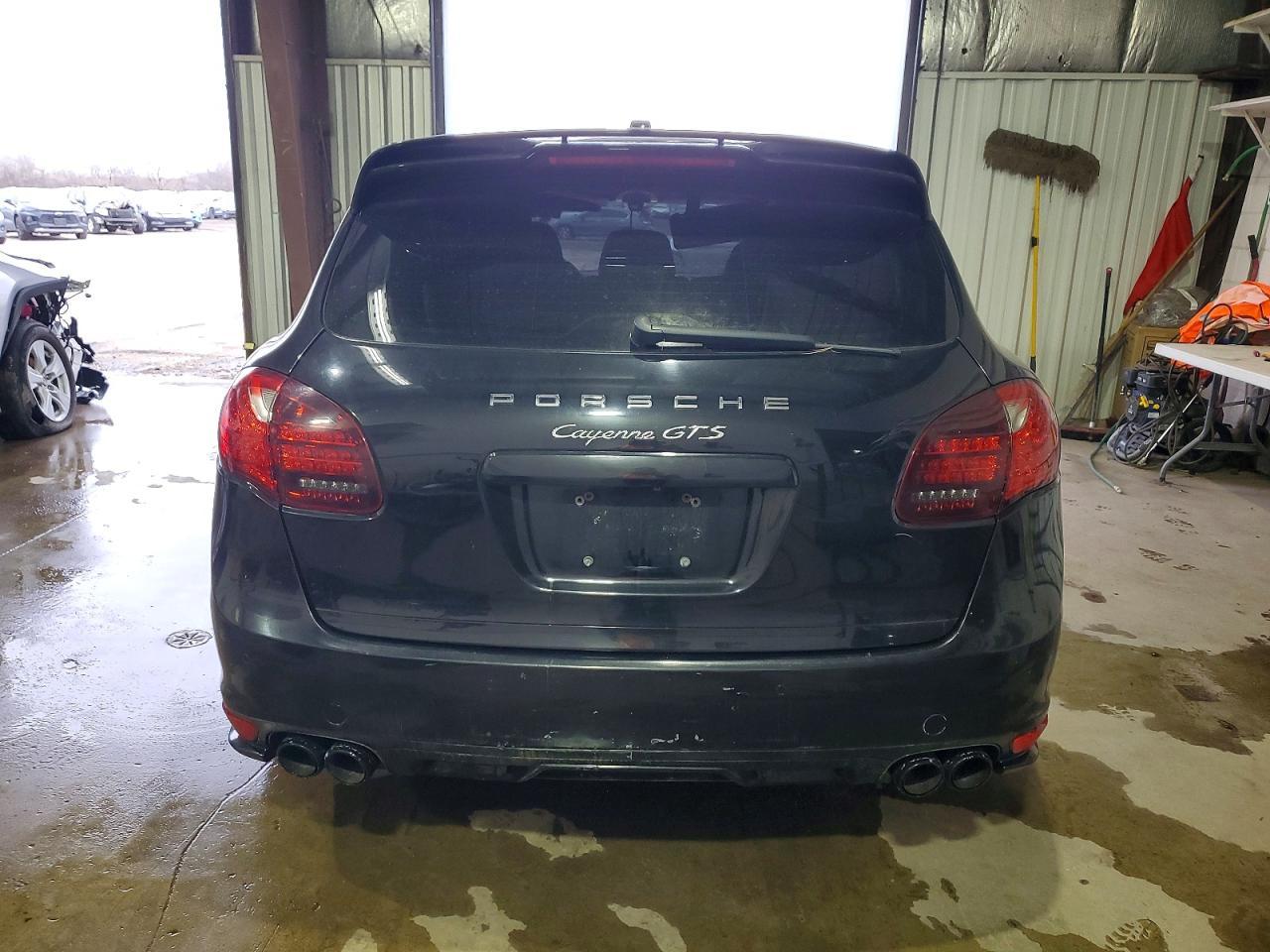 2013 PORSCHE CAYENNE