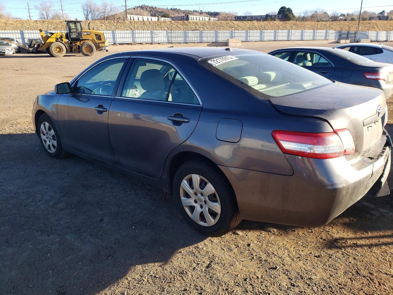 2011 TOYOTA CAMRY