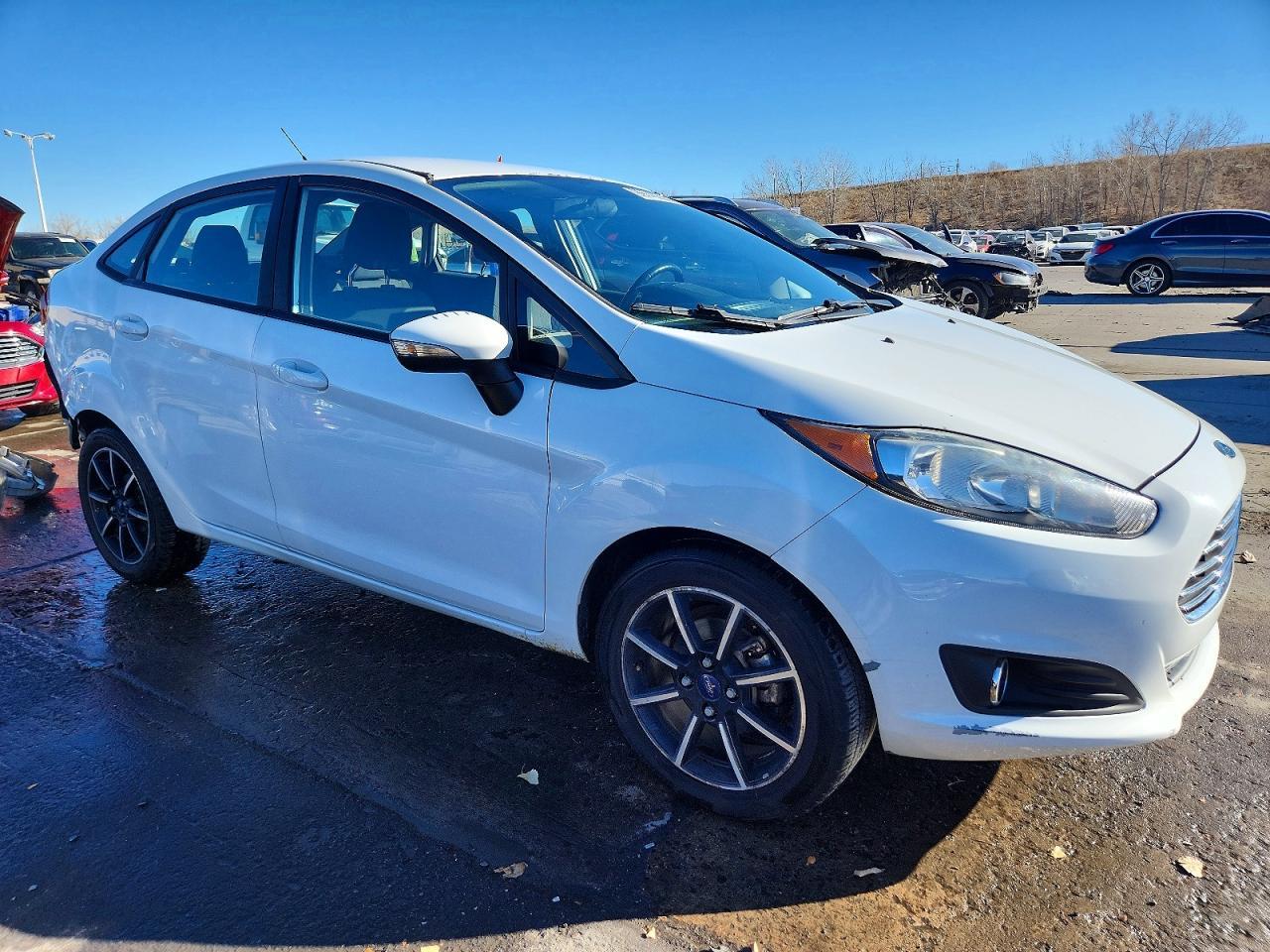 2016 FORD Fiesta