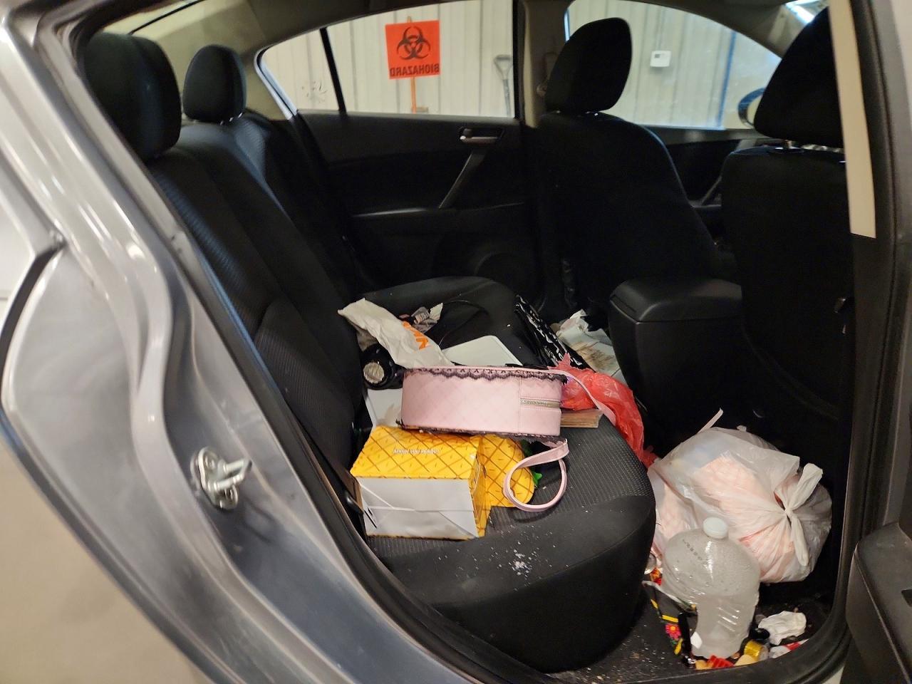 2013 MAZDA 3