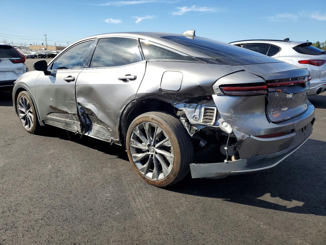 2023 TOYOTA Crown