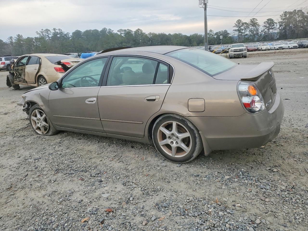 2004 NISSAN ALTIMA