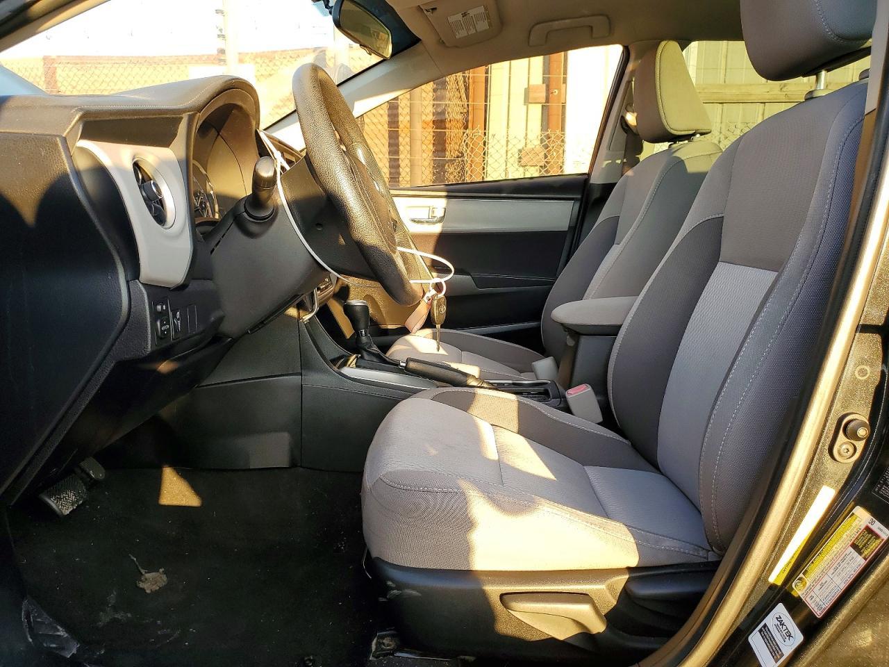2017 TOYOTA COROLLA
