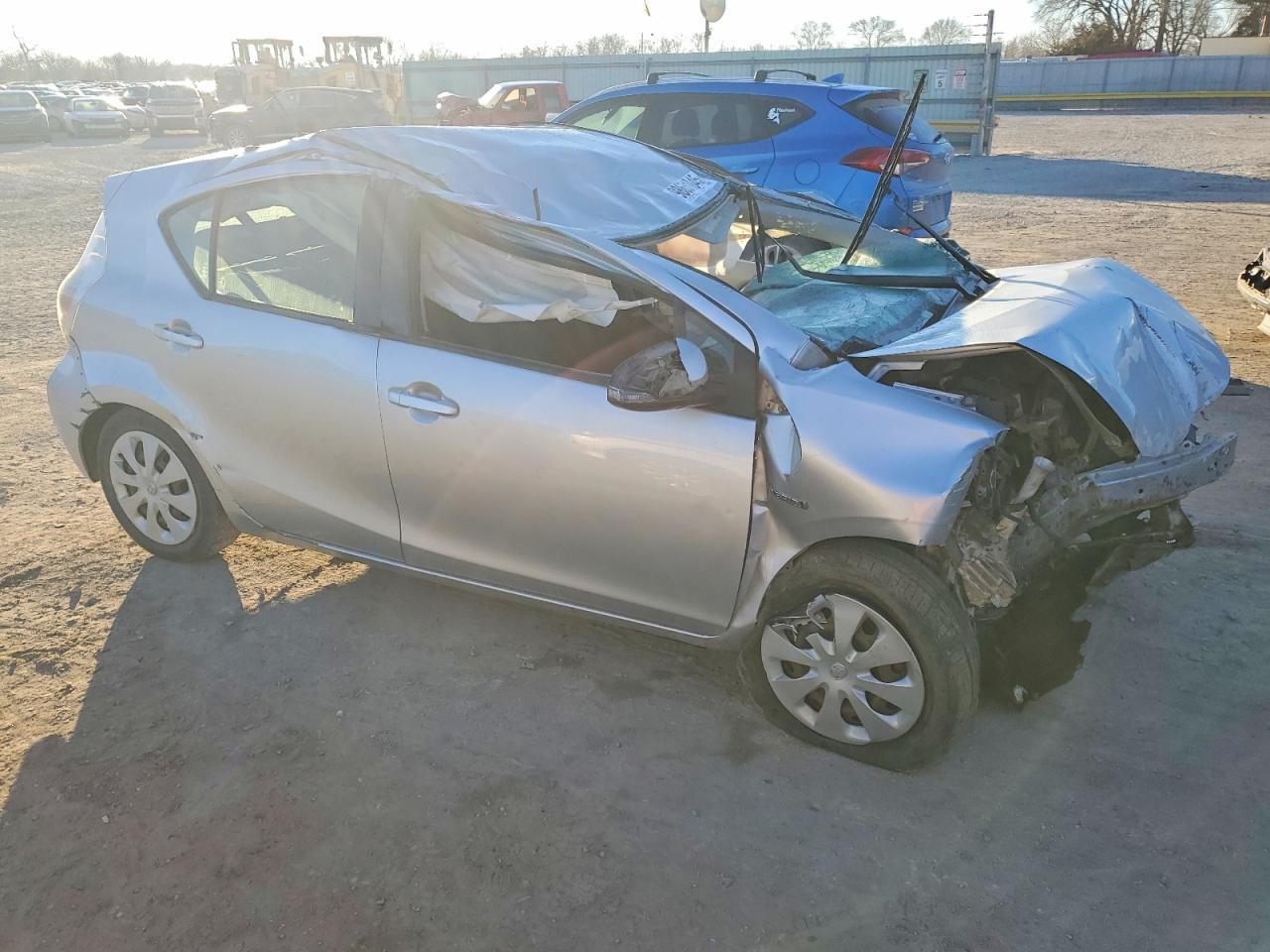 2013 TOYOTA Prius c