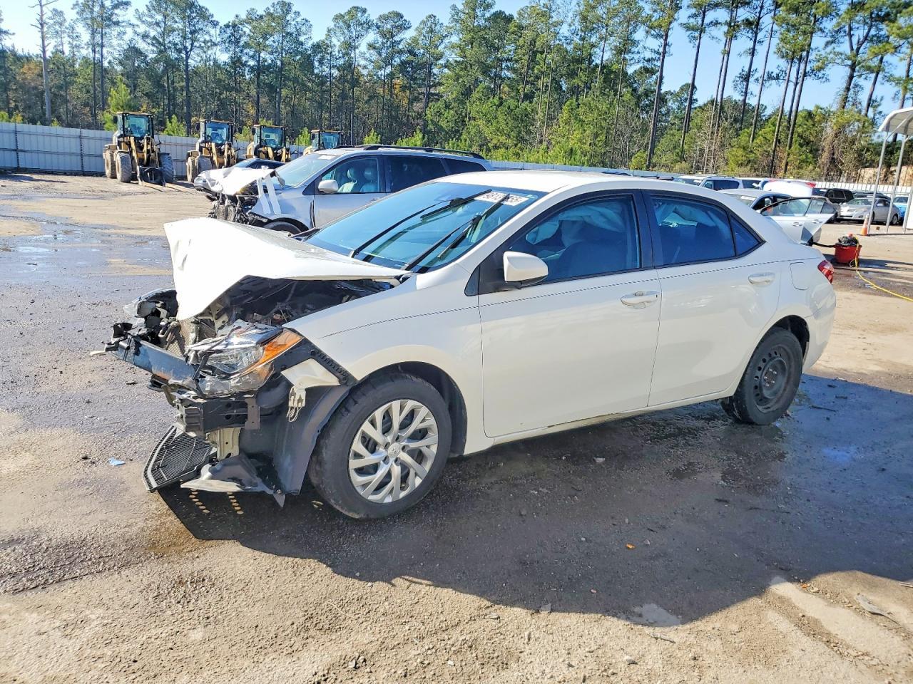 2018 TOYOTA COROLLA