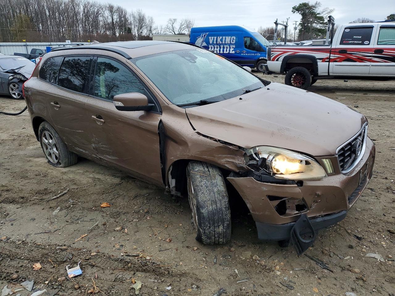 2010 VOLVO XC60