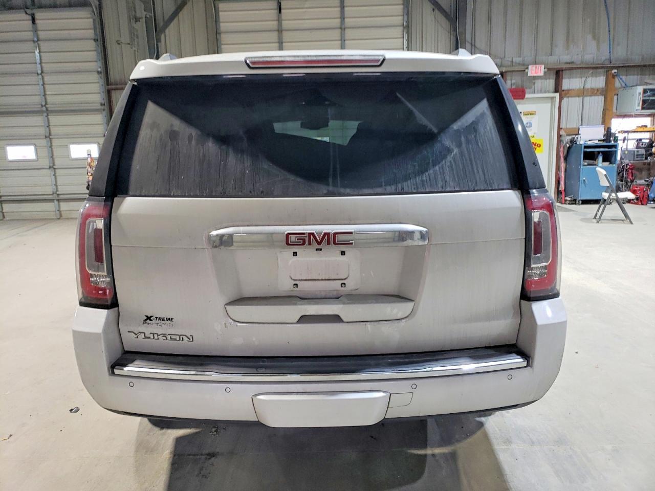 2017 GMC Yukon