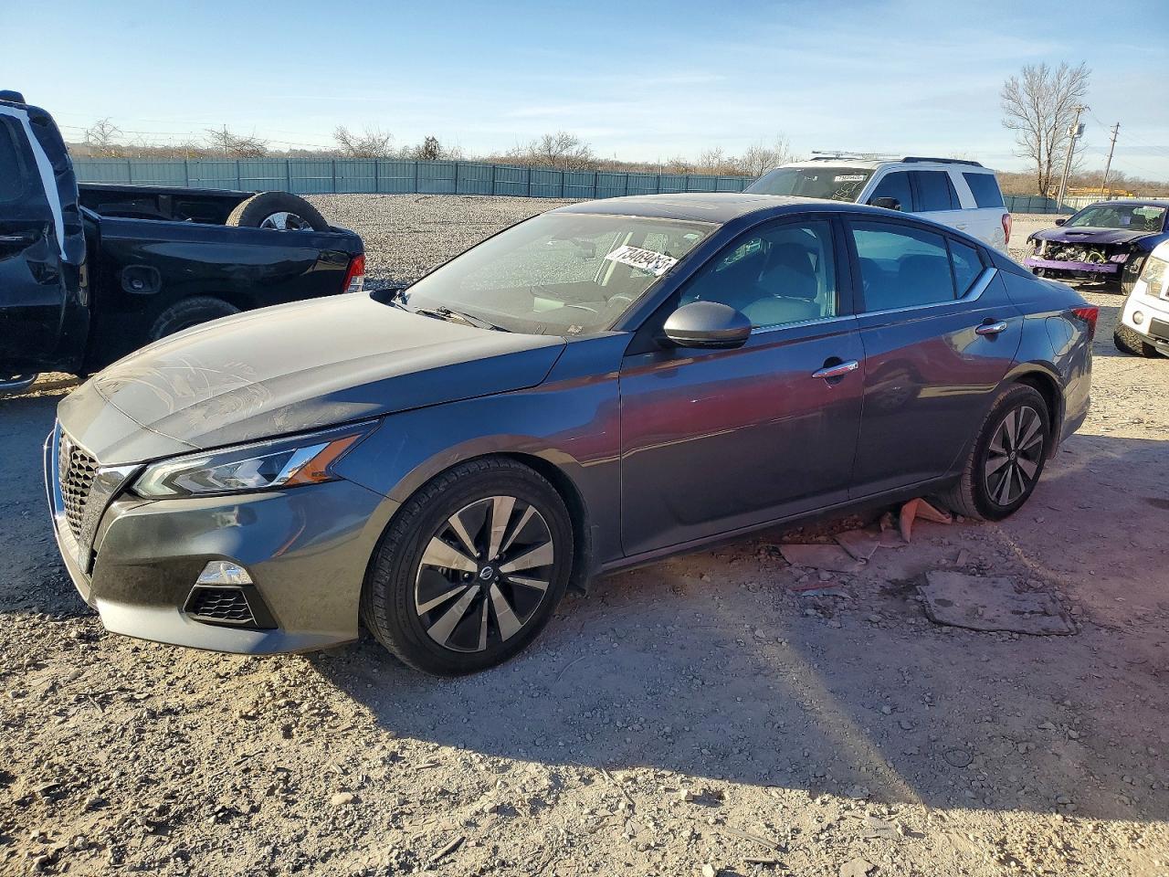 2022 NISSAN ALTIMA