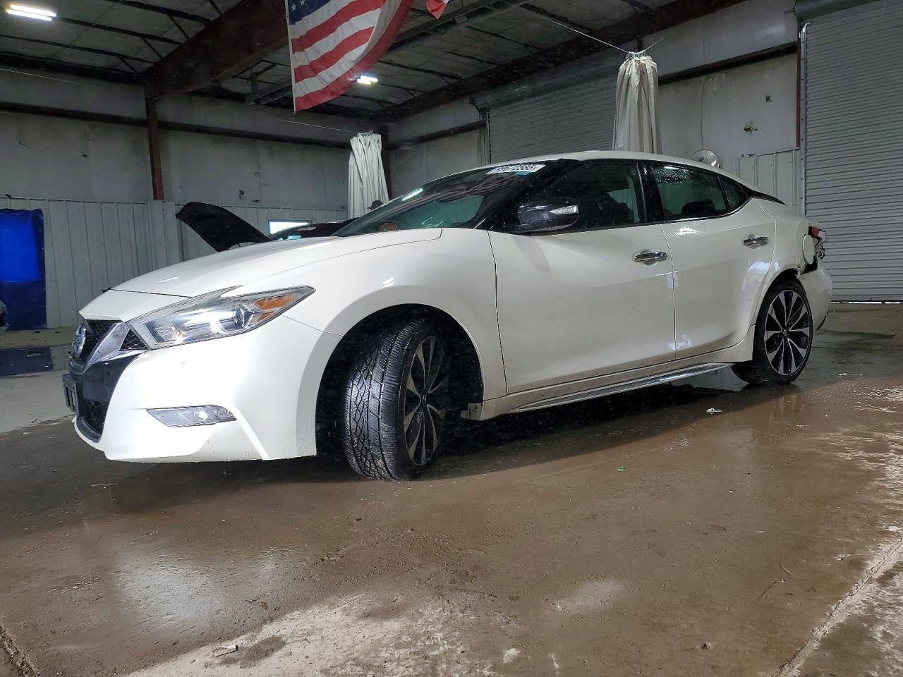 2018 NISSAN Maxima