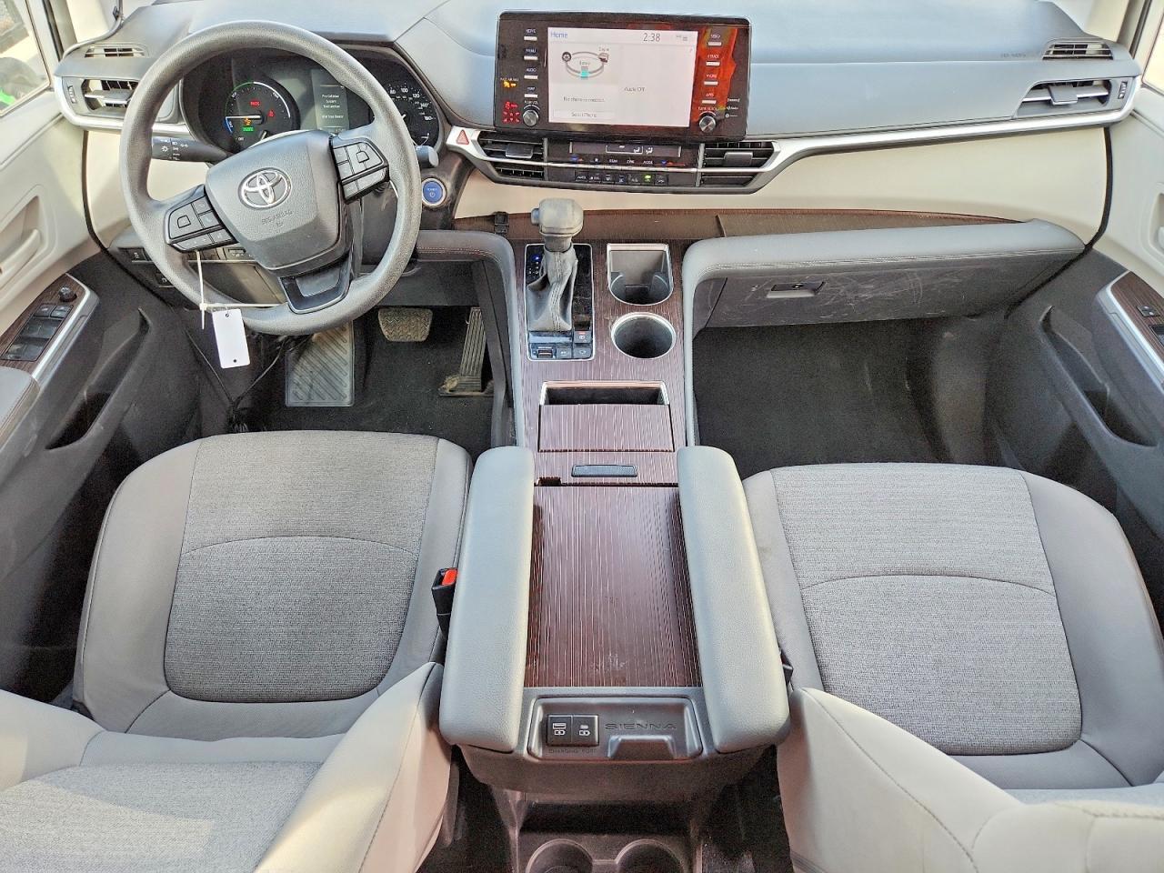 2024 TOYOTA SIENNA